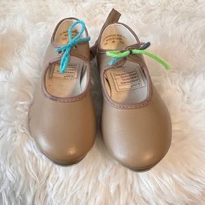 Bloch Tap Shoes Toddler Sz 7.5 Tie Close Taupe Neutral